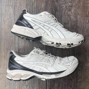 ASICS X unaffected gel kayano 14 white black sneaker women’s 6.5 men’s 5
